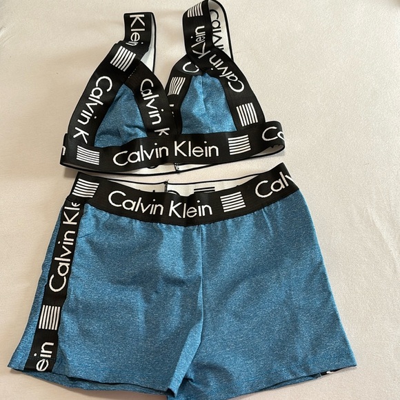 ✨NWOT✨Sexy 🛍️ and cute gym outfit CK - black - Picture 2 of 9